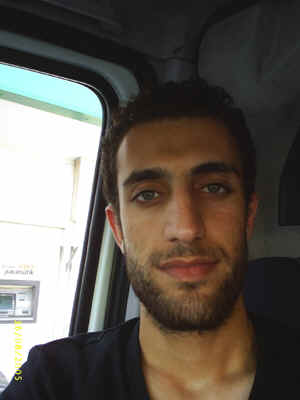 yy.jpg (80396 bytes)
